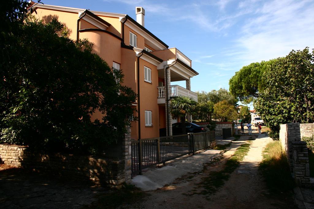 Villa Riva Umago Esterno foto